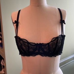 AGENT PROVOCATEUR black boned lace push up bra, US 34B